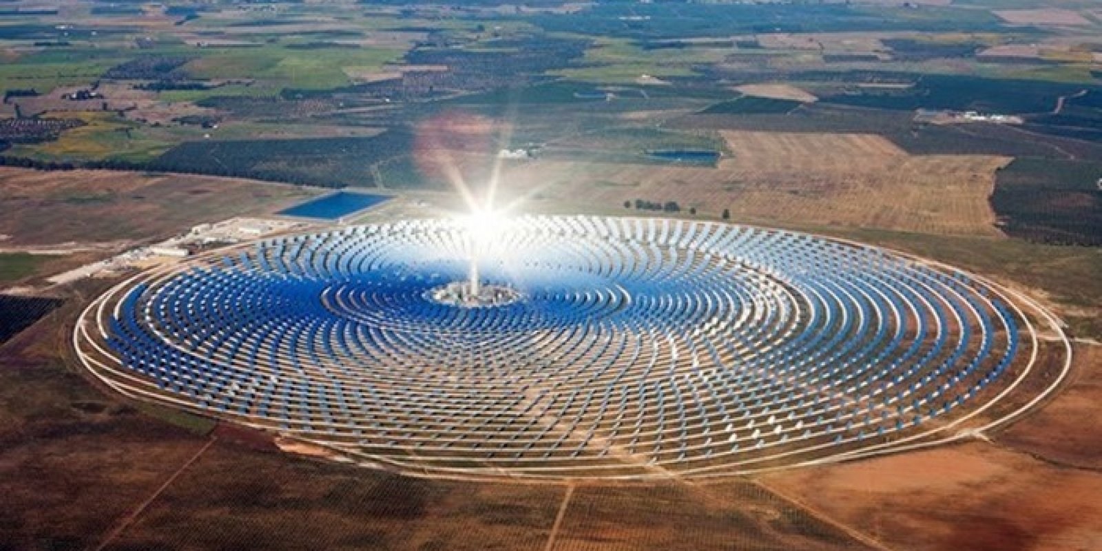 Station solaire Noor